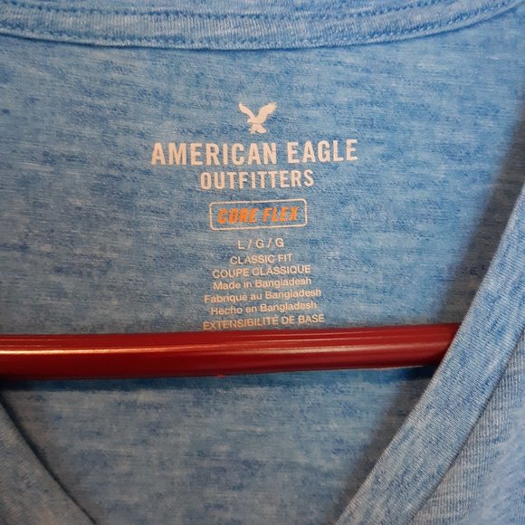 American Eagle Powder Blue V-Neck Tee - Picture 5 of 9